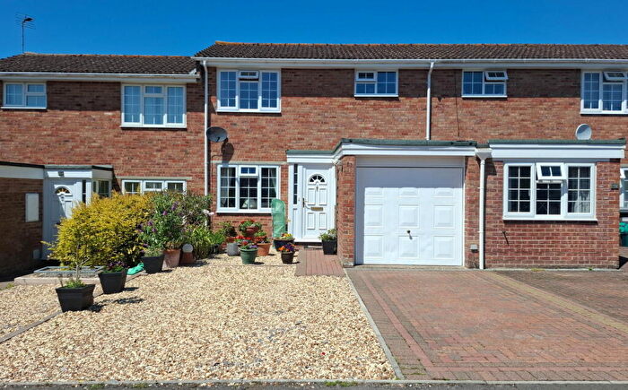 2 Bedroom Terraced House For Sale In Dunn Crescent, Kintbury, Hungerford, RG17