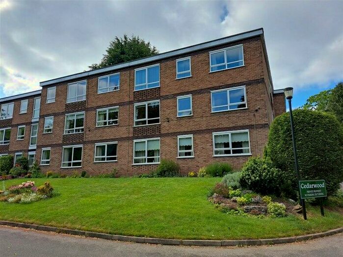 2 Bedroom Flat To Rent In Four Oaks Road, Four Oaks, Sutton Coldfield, B74