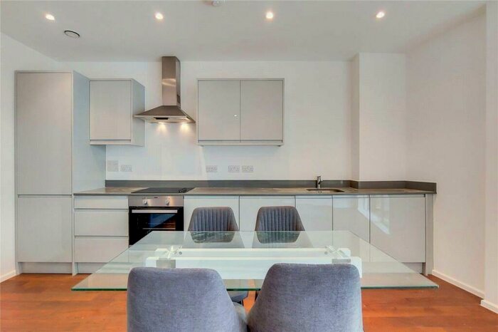 1 Bedroom Apartment To Rent In Gransden Avenue, London, E8