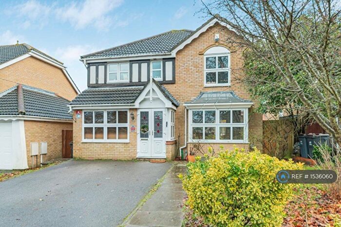 4 Bedroom Detached House To Rent In Tregony Road, Orpington, BR6
