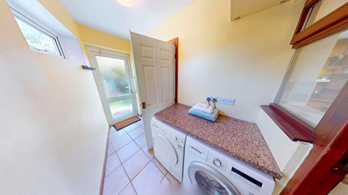 3 Bedroom Semi-Detached House For Sale In Prospect Avenue, Stanford-Le-Hope, Essex, SS17