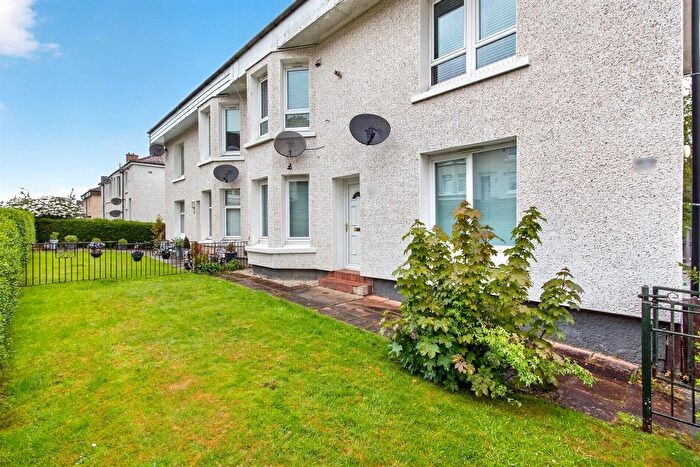 2 Bedroom Flat For Sale In Liberton Street, Carntyne, Glasgow, G33