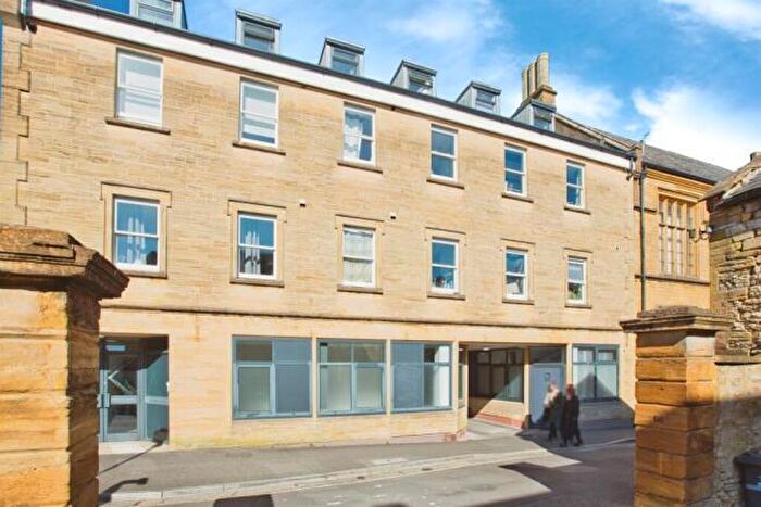 1 Bedroom Flat To Rent In Church Street, Yeovil, BA20