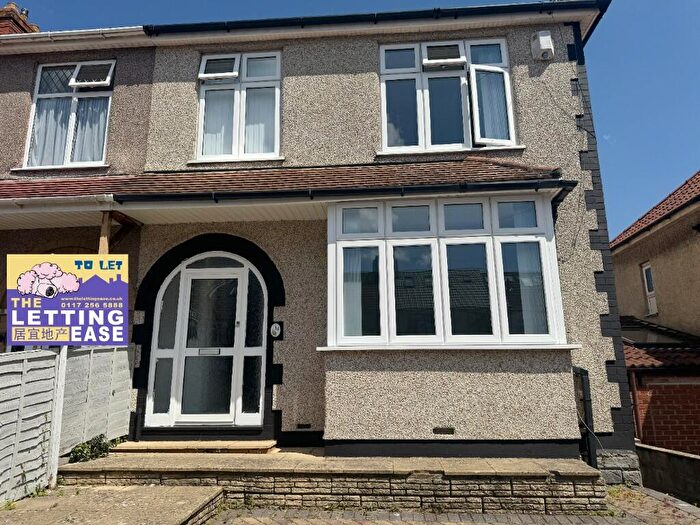4 Bedroom Semi-Detached House To Rent In Ninth Avenue, Bristol, BS7