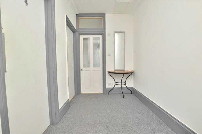6 Bedroom Terraced House To Rent In Kingsholm Road, Gloucester, GL1