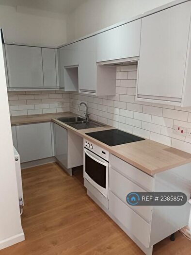 1 Bedroom Flat To Rent In Milvil Road, Gosport, PO13