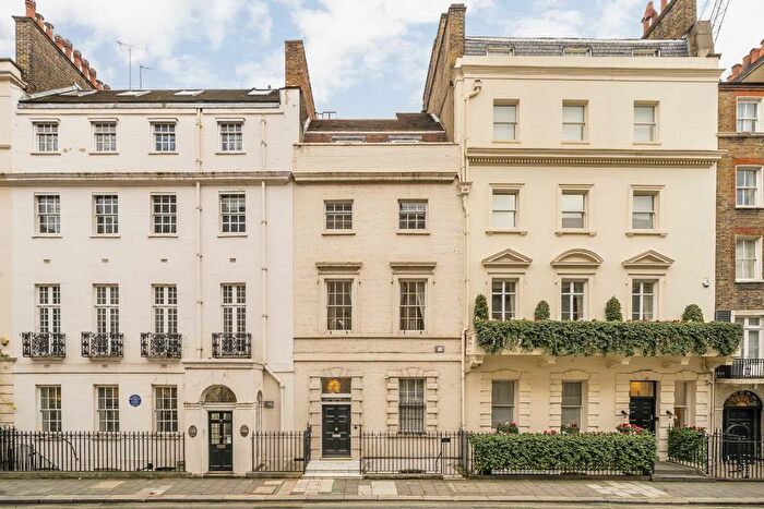 7 Bedroom Terraced House To Rent In South Audley Street, Mayfair, W1K