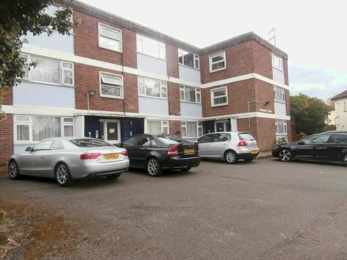 Studio To Rent In Chestnut Row, Finchley, N3