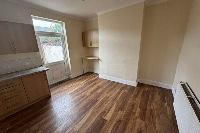 3 Bedroom End Of Terrace House For Sale In Hampden Grove, Tranmere, CH42