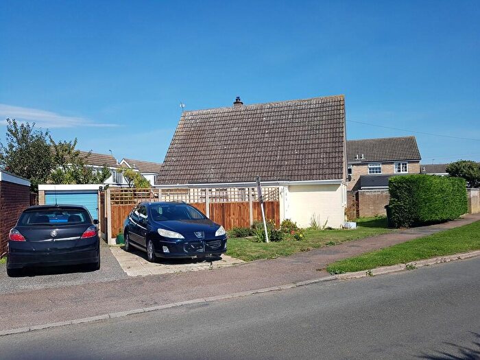 3 Bedroom Chalet For Sale In Marlborough Green Crescent, Martham, NR29