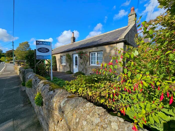 2 Bedroom Bungalow For Sale In Bankfoot, Otterburn, Newcastle Upon Tyne, NE19