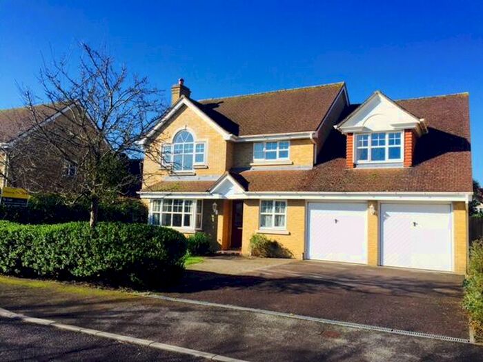 5 Bedroom House To Rent In Atherley Court, Upper Shirley, SO15