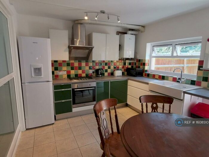 4 Bedroom Terraced House To Rent In St. Mary Magdalene Street, Brighton, BN2