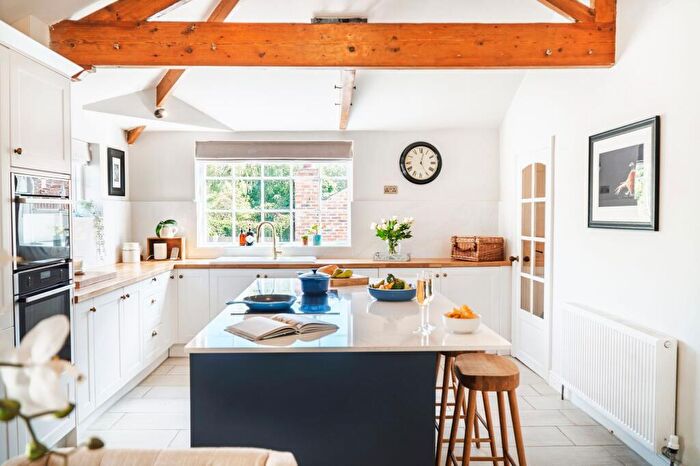 5 Bedroom Farm House For Sale In Period Charm With Modern Comforts At Pear Tree Farm..., DN10