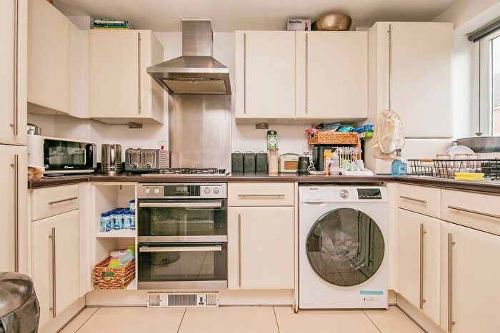 2 Bedroom Terraced House For Sale In Hampton Court Close, Colchester, CO2