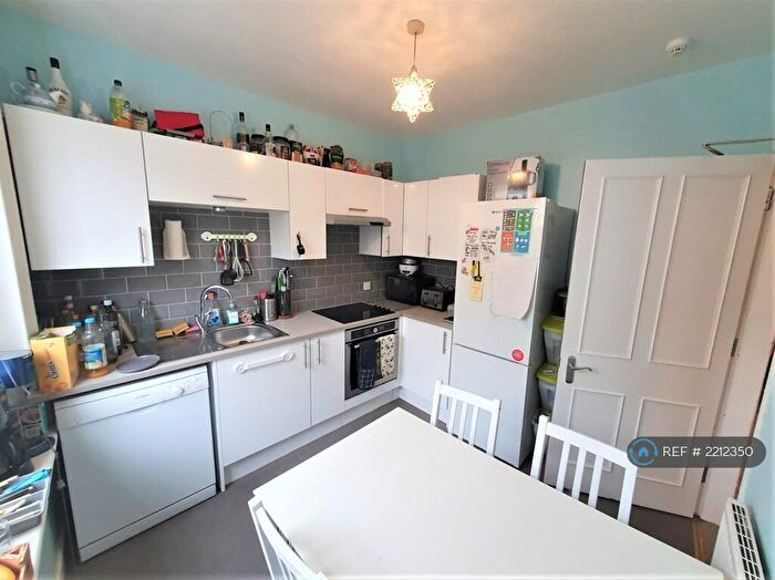 4 Bedroom Terraced House To Rent In Gloucester Street, Clifton, Bristol, BS8