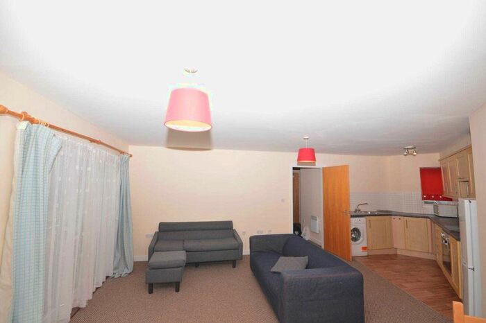 1 Bedroom Flat To Rent In Foxglove Path, Riverside, SE28