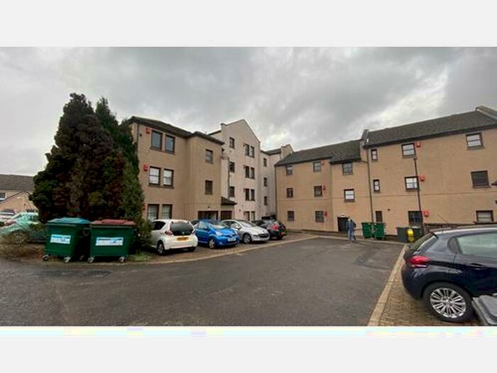 3 Bedroom Flat To Rent In Weavers Loan, Dundee, DD3