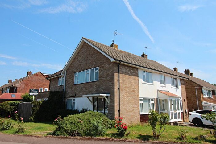 4 Bedroom Semi-detached House For Sale In Sullivan Road, Tonbridge, TN10