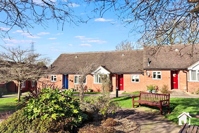 2 Bedroom Terraced Bungalow For Sale In Wallis Close, Thurcaston, Leicester, LE7