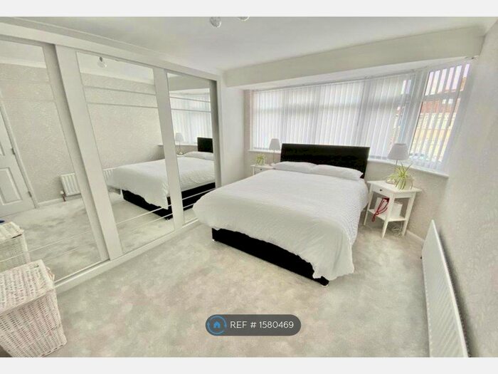 4 Bedroom Semi-Detached House To Rent In Elgin Avenue, Harrow, HA3