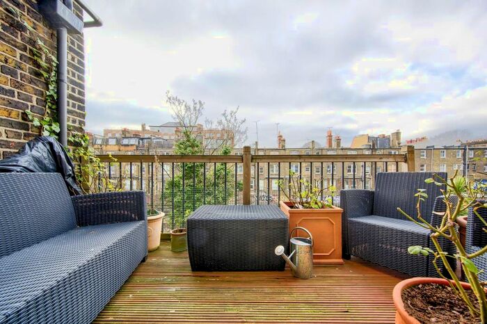 1 Bedroom Studio To Rent In Talgarth Road, Barons Court, London, W14