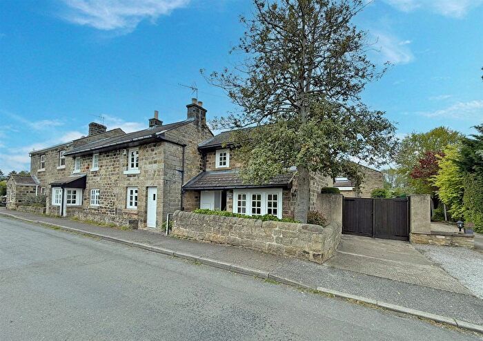 3 Bedroom Property For Sale In Main Street, Weeton, Leeds, LS17