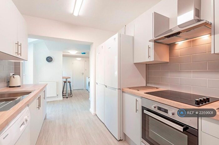 5 Bedroom Terraced House To Rent In Chantry Mead Road, Bath, BA2