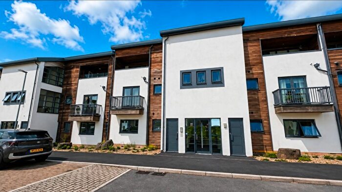 2 Bedroom Flat For Sale In Endeavour Court, Plymouth, PL1