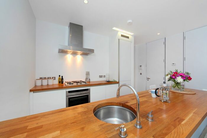 1 Bedroom Maisonette To Rent In Carlton Drive, London, SW15