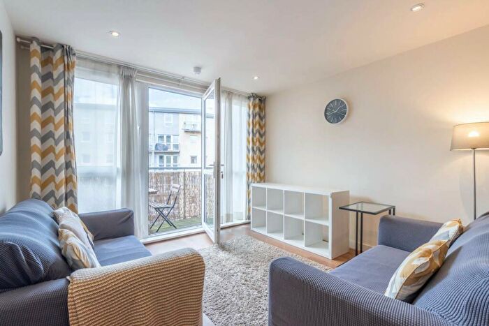 2 Bedroom Apartment To Rent In Quartz, Hall Street, Birmingham, B18