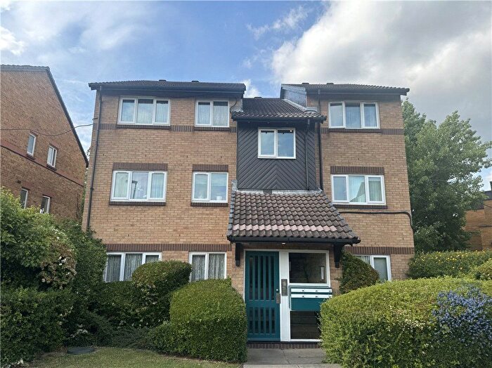 1 Bedroom Flat To Rent In Coe Avenue, London, SE25