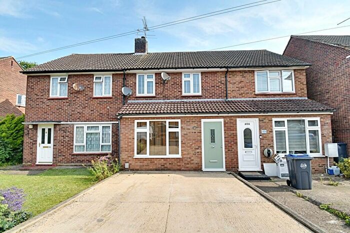 2 Bedroom Terraced House To Rent In Burnett Square, Hertford, SG14