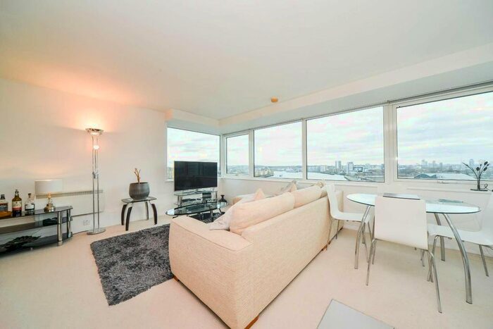 2 Bedroom Flat To Rent In George Beard Road, Deptford, London, SE8