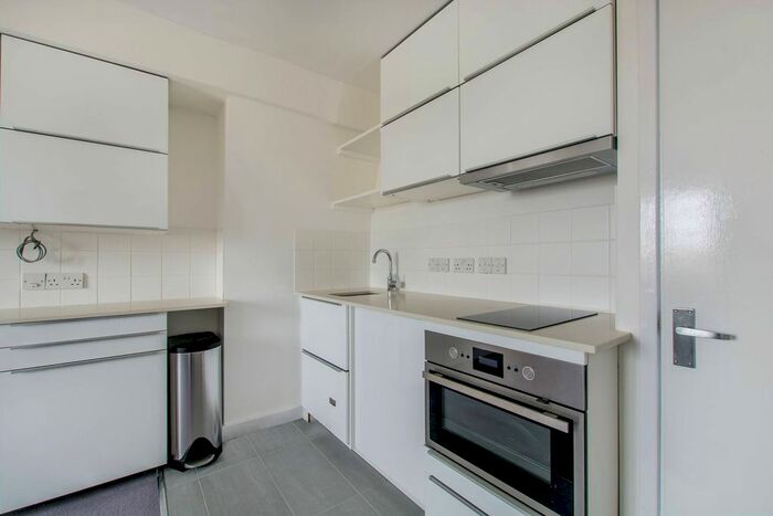 1 Bedroom Flat To Rent In Ebury Bridge Road, Pimlico, London, SW1W