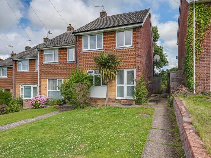 3 Bedroom Terraced House To Rent In The Mount, Hailsham, BN27