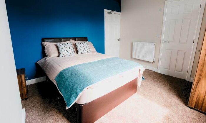 5 Bedroom House Of Multiple Occupation To Rent In Cecil Road, Eccles, M30