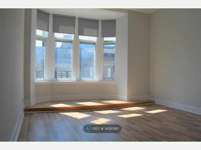 2 Bedroom Flat To Rent In High Street, Paisley, PA1