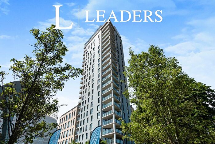 2 Bedroom Flat To Rent In Guildford Road, Woking, GU22