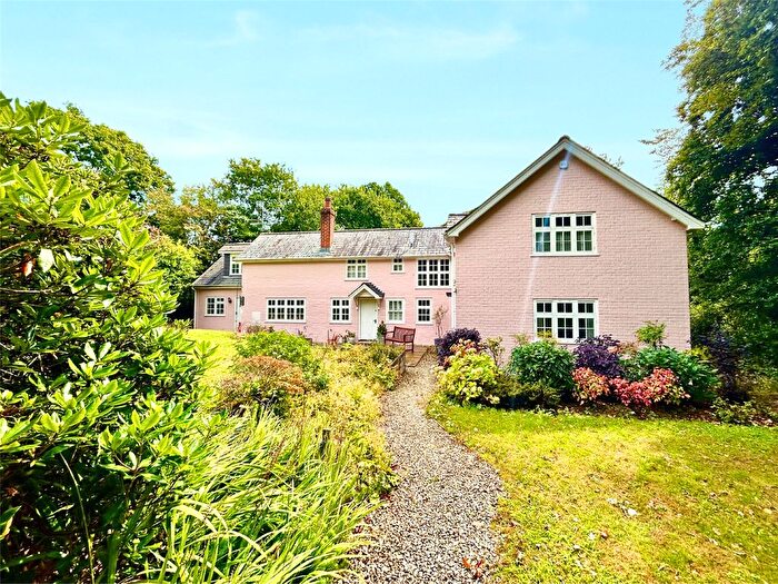 5 Bedroom Detached House For Sale In Shirley Holms, Lymington, SO41