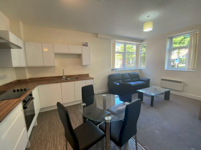 2 Bedroom Apartment To Rent In Electra House, SN1