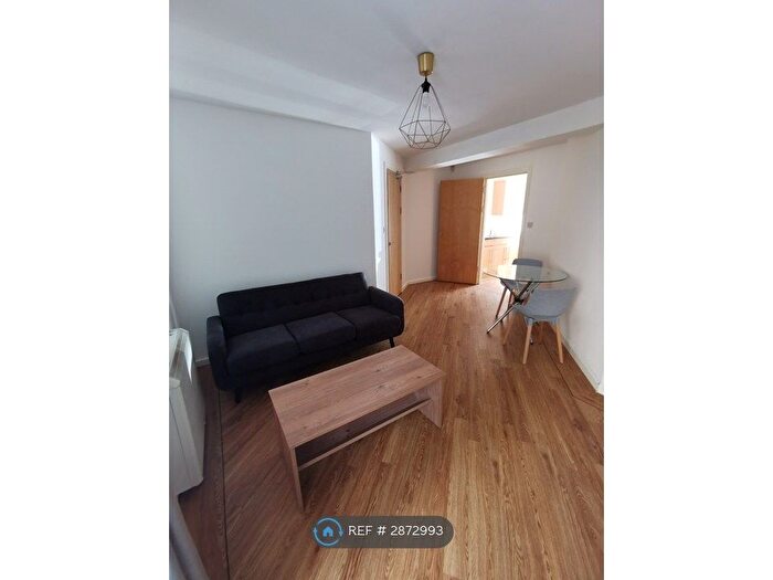 1 Bedroom Flat To Rent In Buslingthorpe Lane, Leeds, LS7