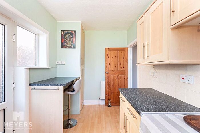 1 Bedroom Flat For Sale In Athelstan Road, Southbourne, BH6