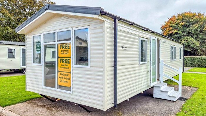 3 Bedroom Park Home For Sale In Stowford Farm Meadows, EX34