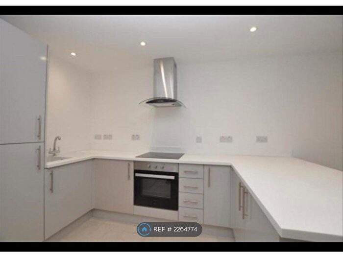 1 Bedroom Flat To Rent In Trinity Place, Stevenage, SG1
