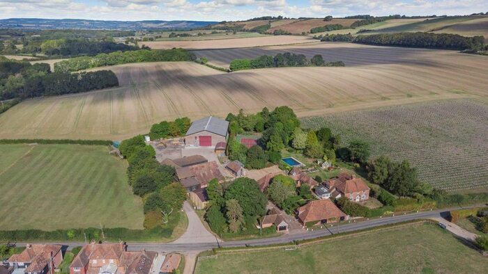 5 Bedroom Property For Sale In Canterbury Road, East Brabourne, Ashford, Kent, TN25