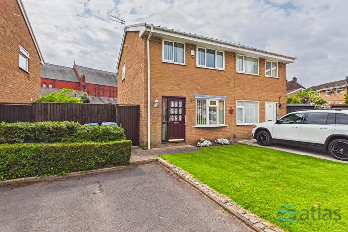 3 Bedroom Semi Detached House For Sale In Hawdon Court, Edge Hill, L7