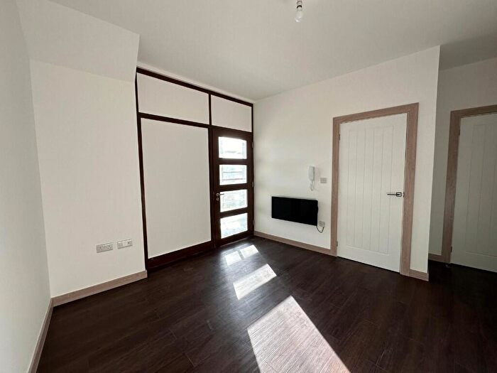 1 Bedroom Apartment To Rent In The E-Centre, Darwin Drive, Ollerton, NG22