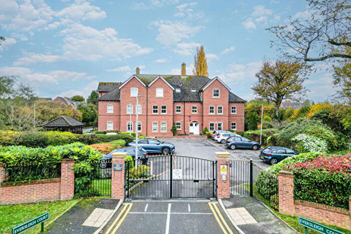 1 Bedroom Flat For Sale In Eversleigh Court, Aqueduct Road, Shirley, B90