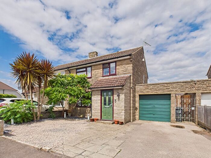 3 Bedroom Semi-Detached House For Sale In Behind Berry, Somerton, TA11